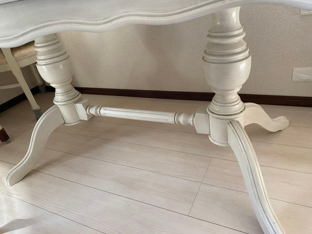 アンティーク調ホワイト オーバル型ダイニングテーブル ロココ調 楕円形テーブル