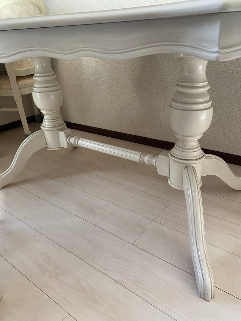 アンティーク調ホワイト オーバル型ダイニングテーブル ロココ調 楕円形テーブル