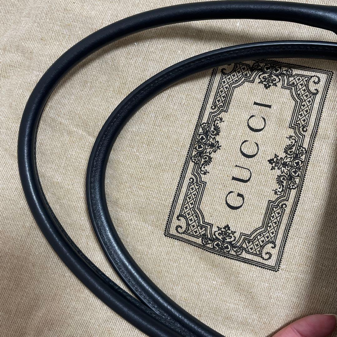 GUCCI グッチ バッグ 肩掛け GG柄 A4収納 ゴールド金具 シマレザー