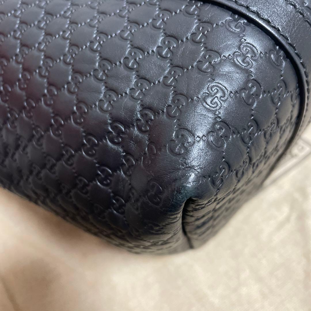 GUCCI グッチ バッグ 肩掛け GG柄 A4収納 ゴールド金具 シマレザー