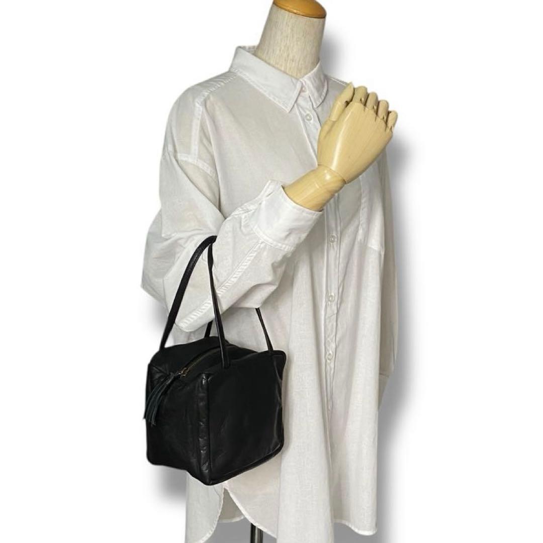 美品 Danser ダンサー カレバッグ バッグ レザー S キューブ ブラック