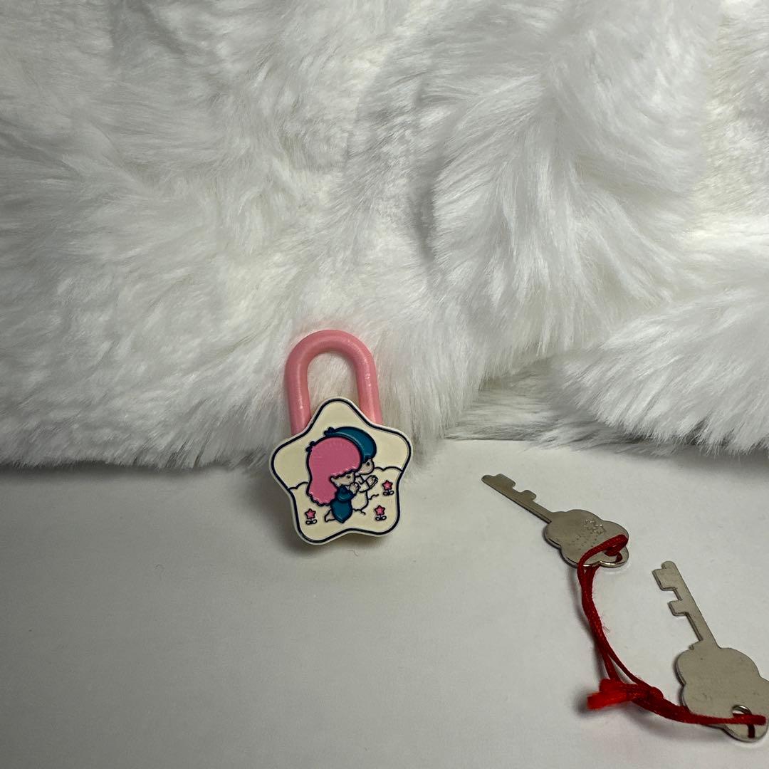 昭和レトロ　リトルツインスターズ　キキララ　星形ロック 鍵2つ付き　サンリオ