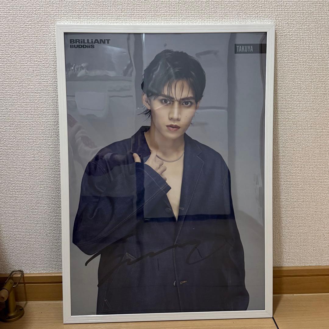 BUDDiiS TAKUYA サインポスター - メルカリ