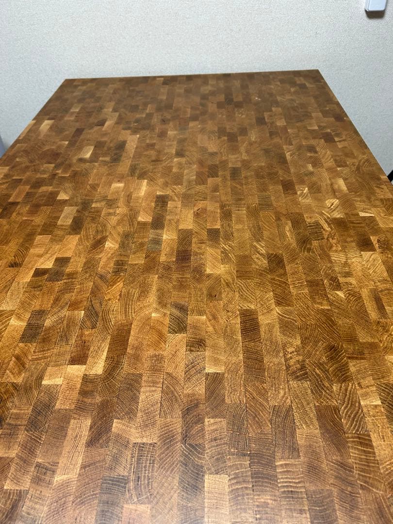 VADHOLMA / IKEA テーブル　お値引きしました！