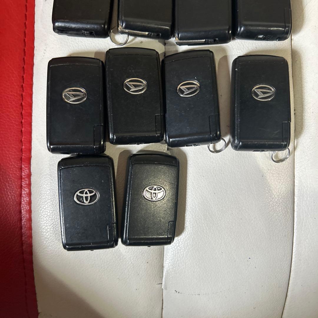 ダイハツ　スマートキー　20個