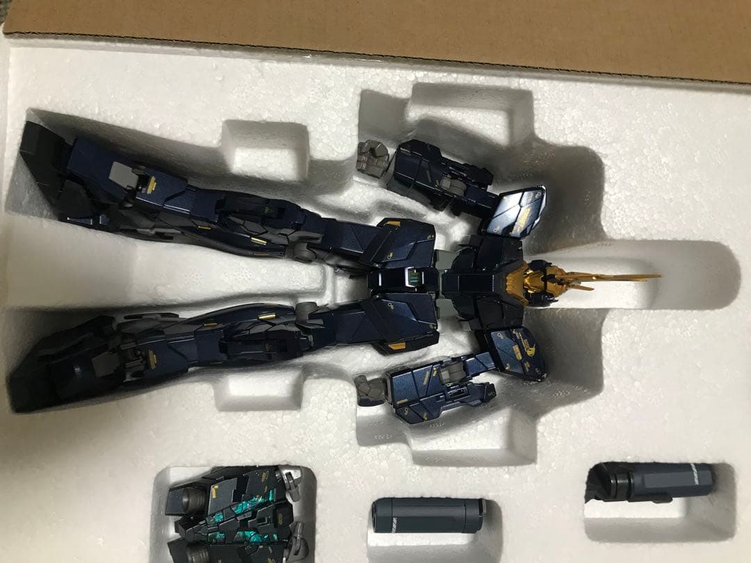 メタルコンポジット　ユニコーンガンダム 2号機 バンシィ・ノルン（覚醒仕様）