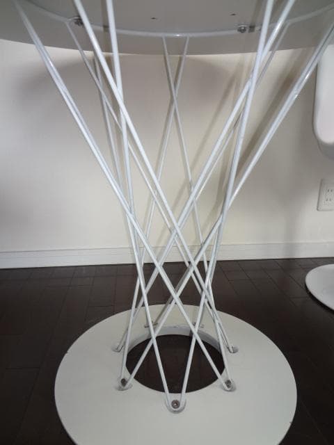 Hqqq! イサムノグチ サイクロンテーブル (径103M) 訳あり