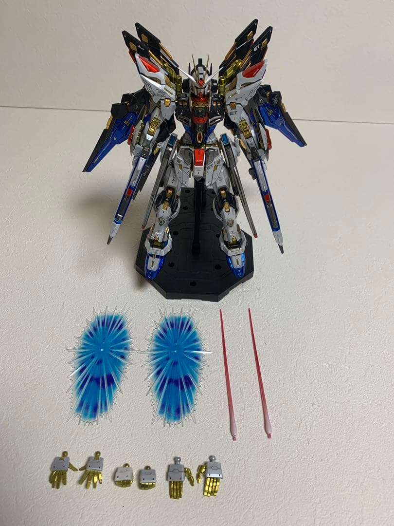 MGEX ストライクフリーダムガンダム　塗装済み完成品