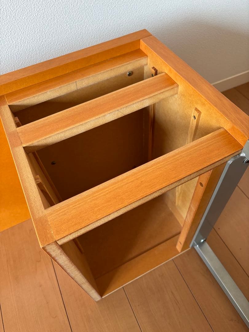 SOHOspace机　桜屋工業株式会社