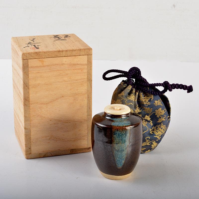 有田徳一 「ばら 」 二紀創立展特選 文部大臣賞