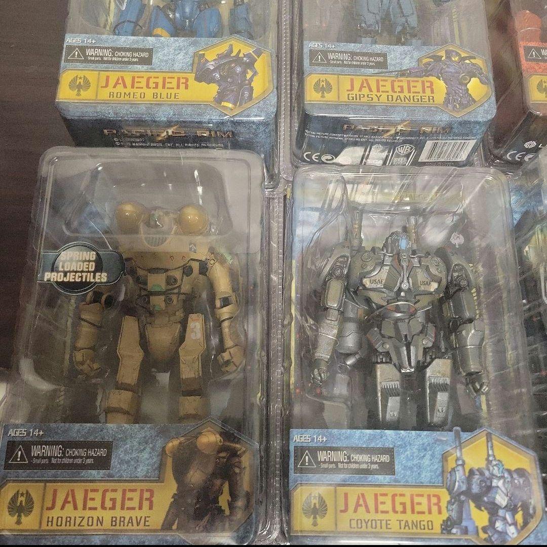 ネカ　NECA　パシフィック・リム　イェーガーまとめ売り　豆魚雷