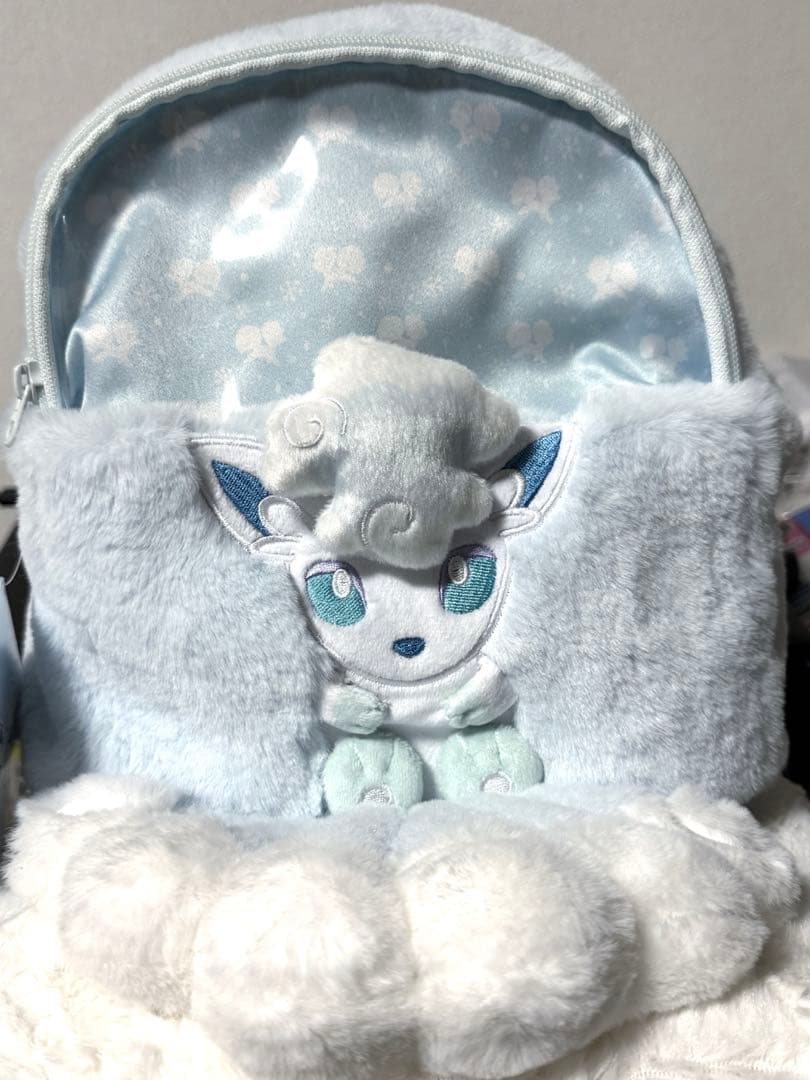 【即發送】中国限定 ポケモン アローラロコン ファーリュックサック 新品未使用 中国限定 ポケモン アローラロコン ファーリュックサック 新品未使用
