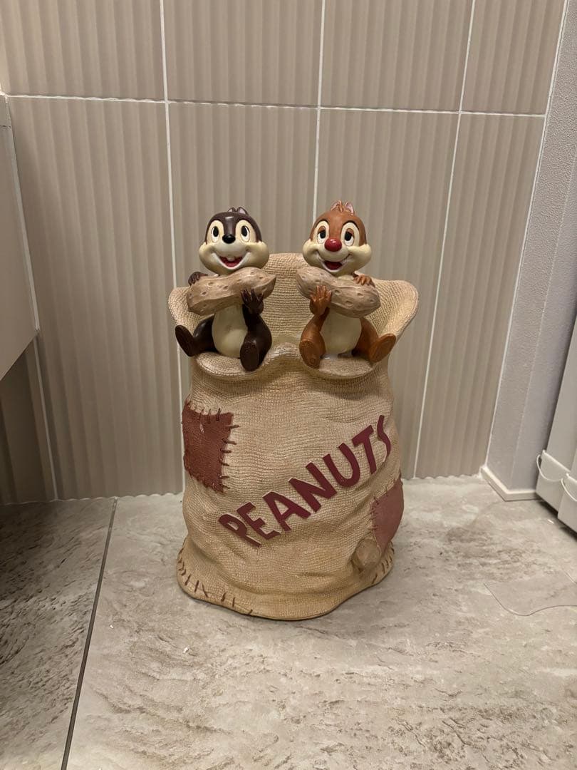 チップとデール ピーナッツ袋 フィギュア　傘立て　箱付き