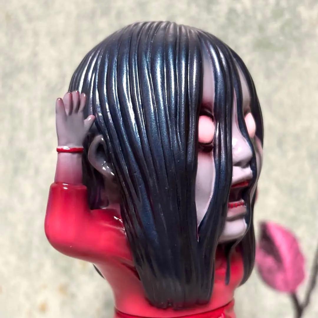 SURREDER TOYS 『Zzi』 ソフビ インディーズ