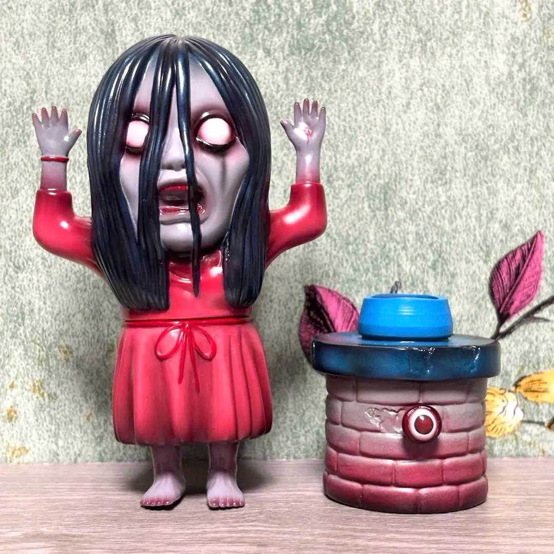 SURREDER TOYS 『Zzi』 ソフビ インディーズ