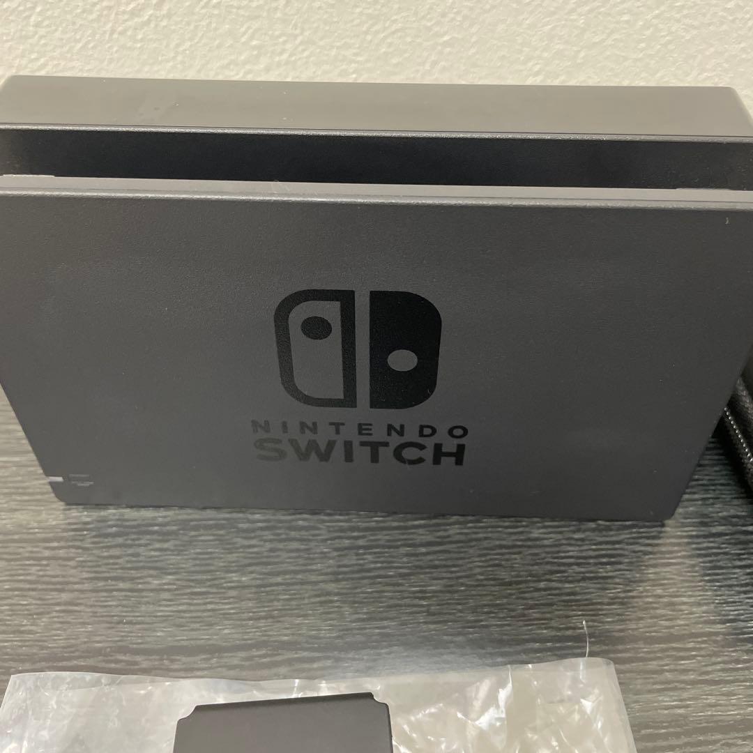Nintendo Switch 本体 + 付属品（※ネットワークエラー）