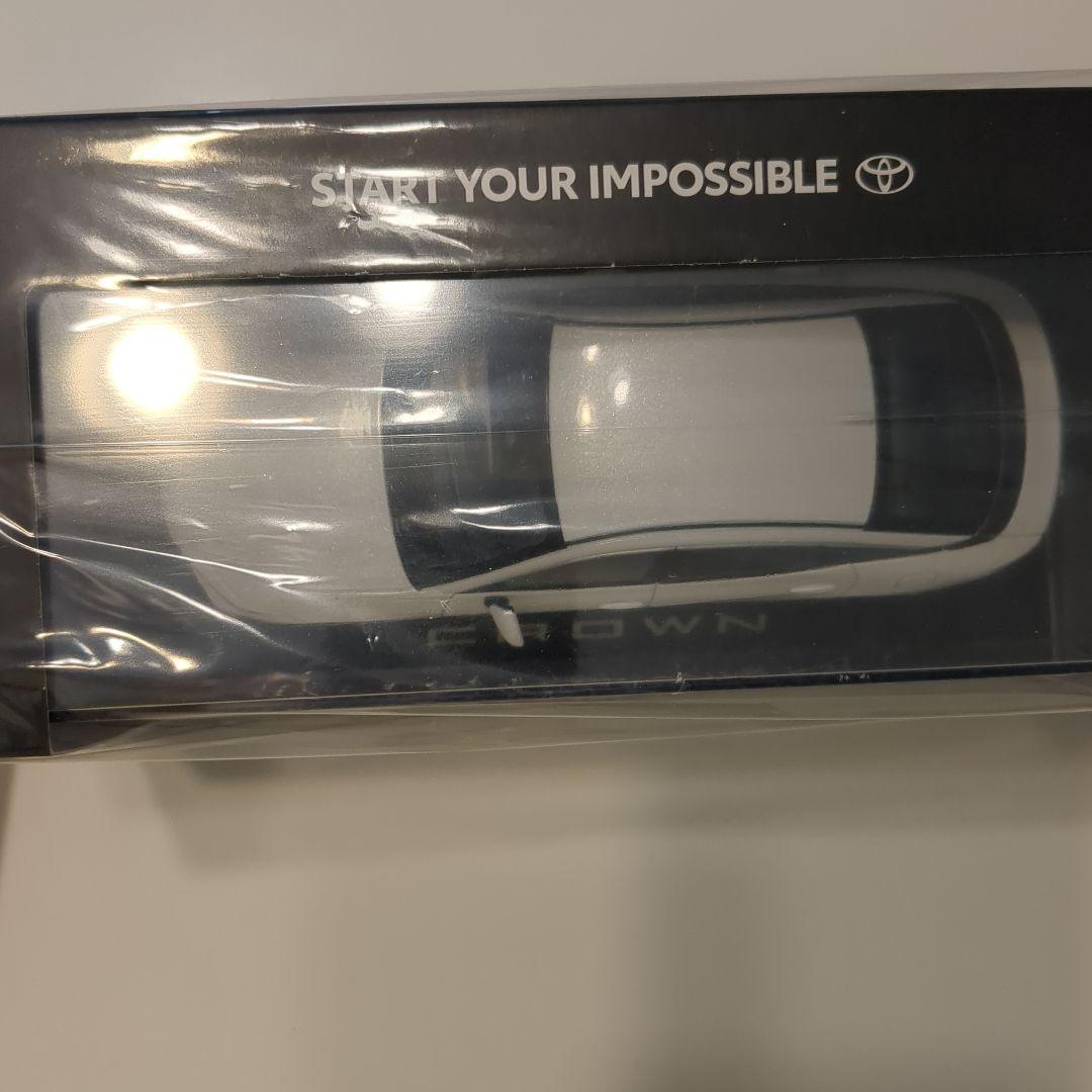 トヨタ CROWN ミニカー 非売品