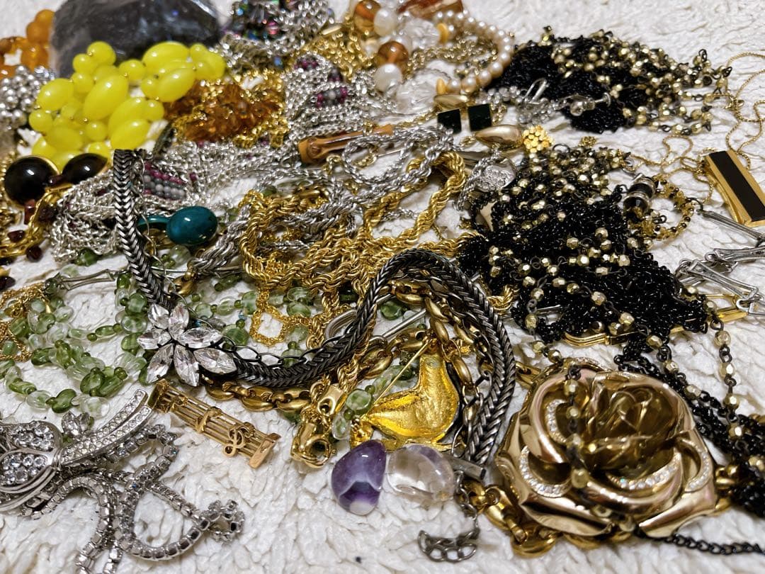 A*e様 遺品整理 アクセサリー ジュエリー まとめ売り