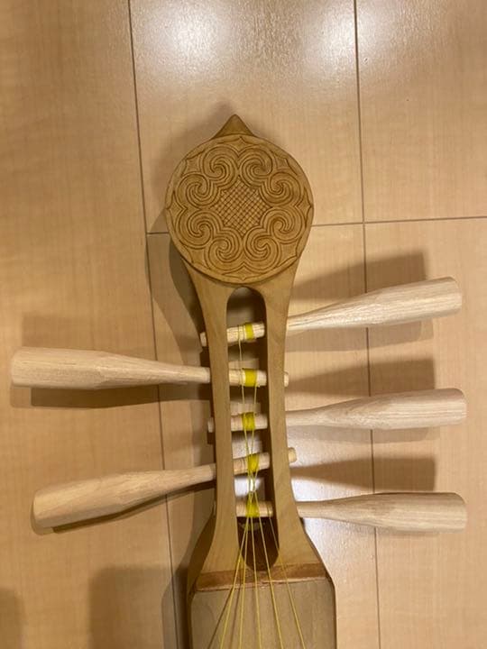 トンコリ アイヌの伝統的弦楽器