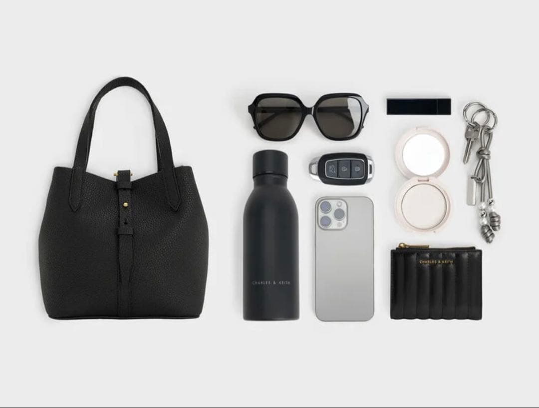 〈新品〉CHARLES & KEITH Beryl バスケットバッグ 黒