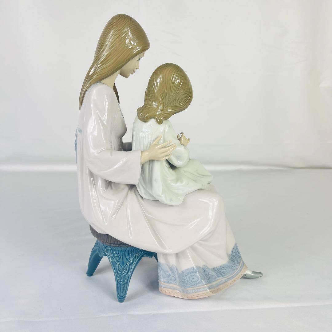 Lladro リヤドロ 陶器人形 刺繍のお手伝い 型番5767 西洋陶器