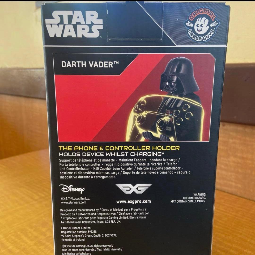 新品スター・ウォーズ ダース・ベイダー フィギュア　リモコンPSコントローラー置