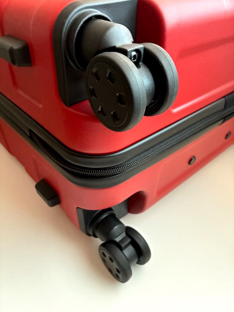 無印良品 バーを自由に調節できる ハードキャリーケース（105L