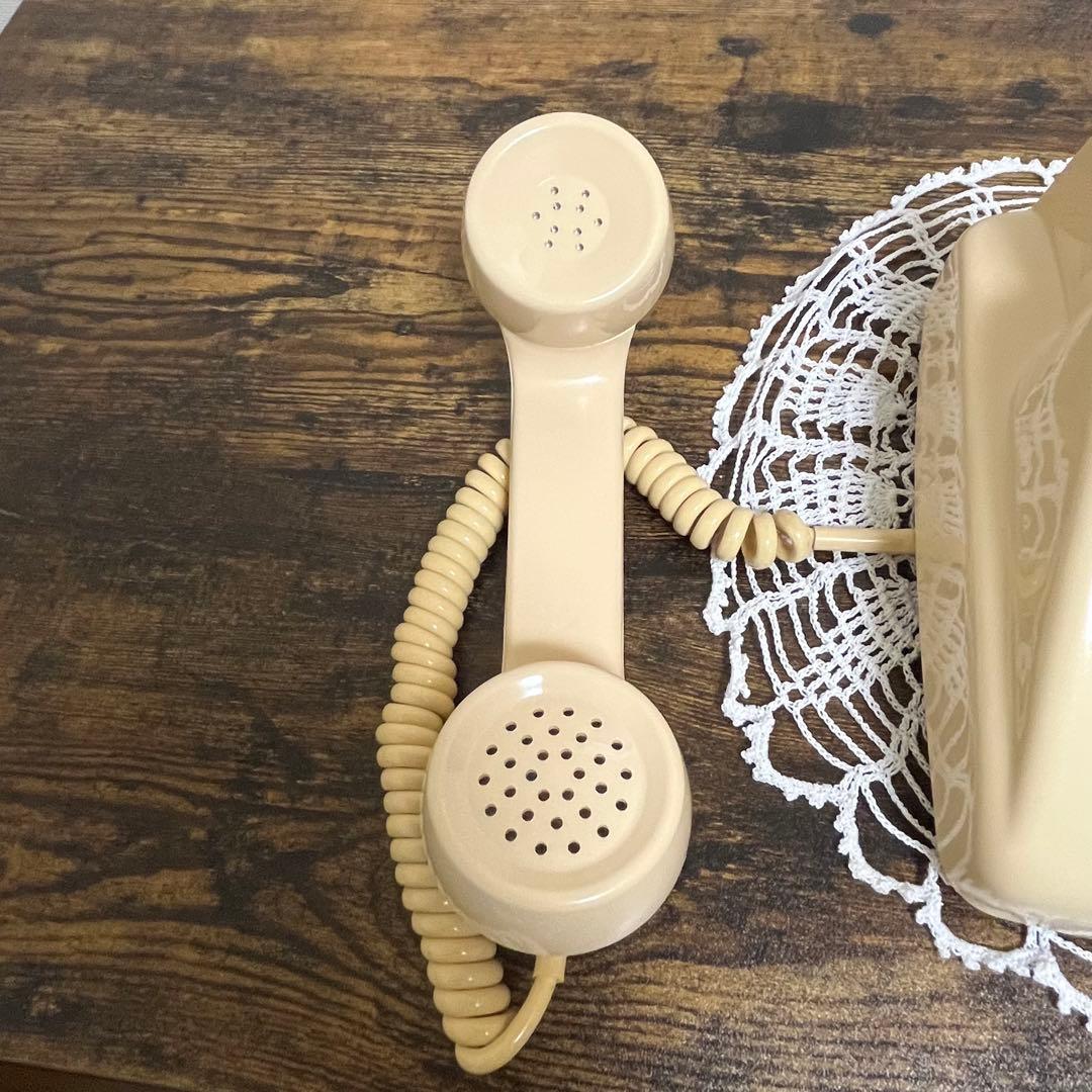 昭和レトロ 電話 発着信OK ダイヤル式 黒電話 クリーム色 東芝 601-A2