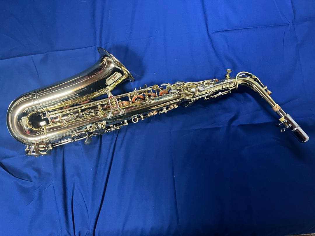 MINERVA アルトサックス セミハードケース付き