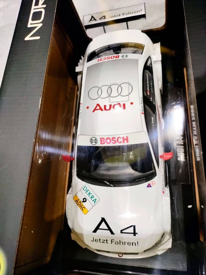 NOREV AUDI A4 DTM 2008 1/18 模型