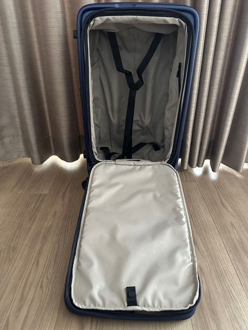 《期間限定値下げ》◾️LOJEL◾️CUBO Fit S ネイビーブルー