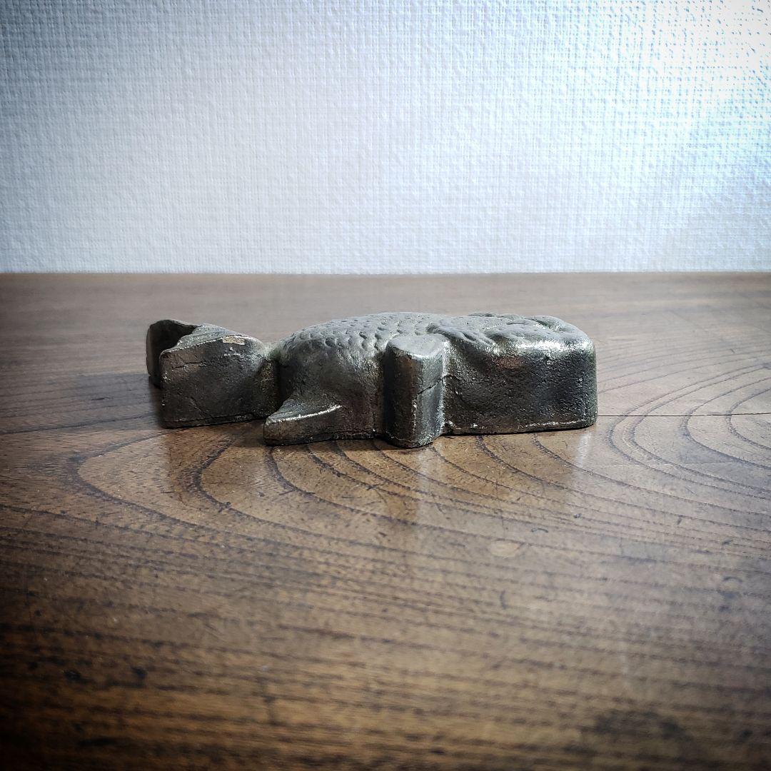 金魚　置物　らんちゅう　ペーパーウェイト　取っ手　オブジェ　インテリア