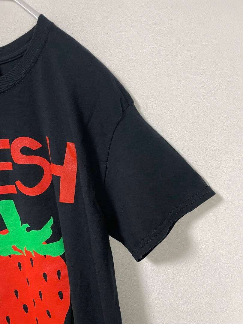 COMME des GARCONS ブレット・ウェストフォール いちご Tシャツ - メルカリ