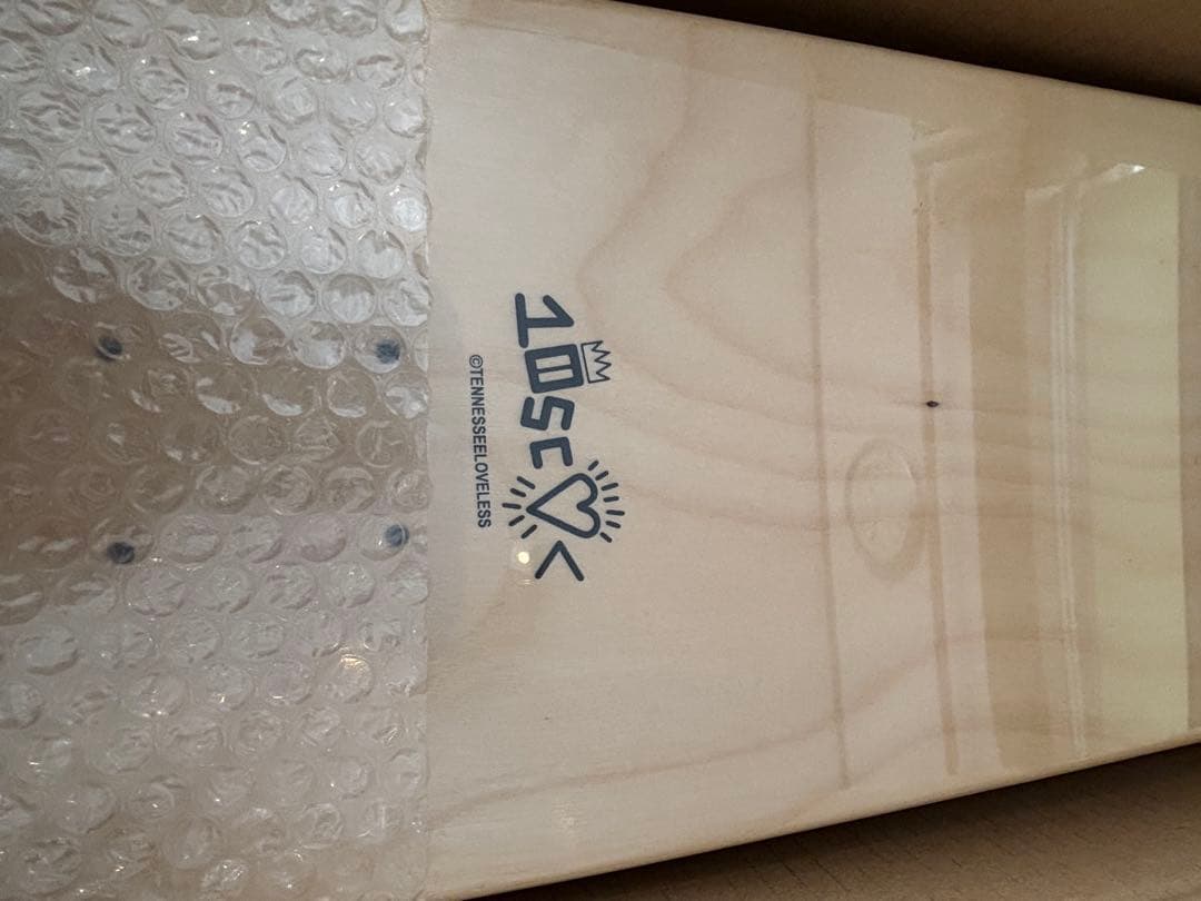 Tennessee Loveless スケートボードデッキ