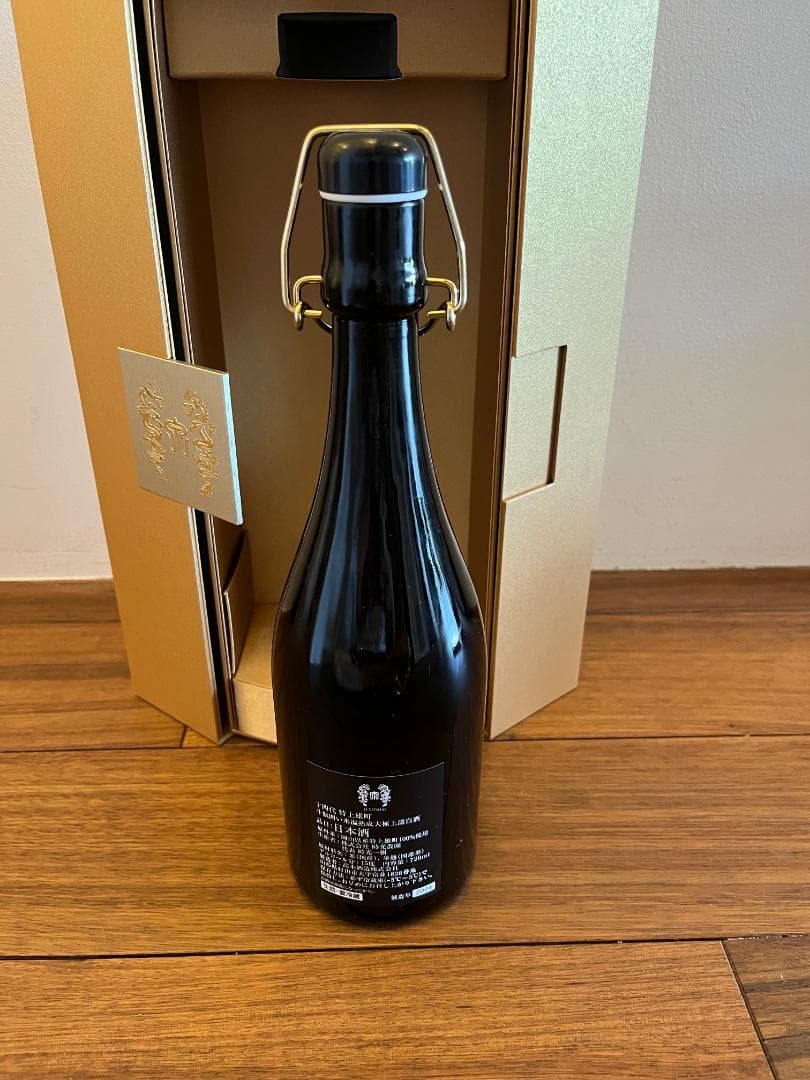 送料無料 十四代 特上雄町 2024 空瓶 空箱 ディスプレイに - メルカリ