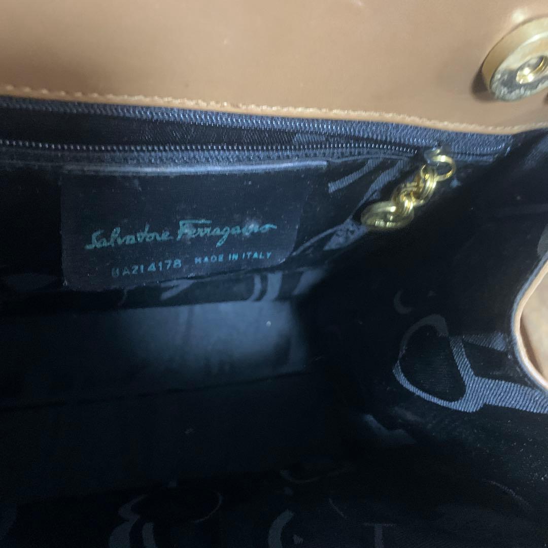 Salvatore Ferragamo ブラウン ハンドバッグ フェラガモ