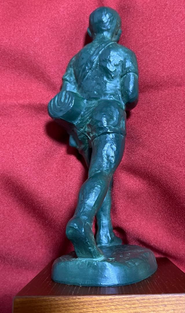 非売品】創価学会 聖教新聞社 記念品 広布使者乃像 無冠の友 貴重品