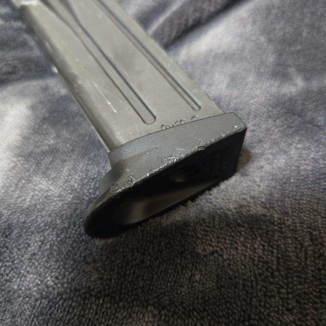 D*N様 東京マルイ USPコンパクト ガスガン 3マガジン付き