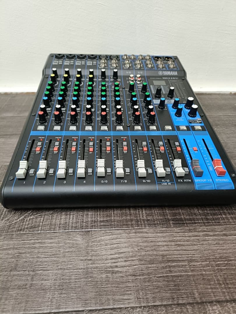 値下げ！YAMAHA MG12XU アナログミキサー 本体