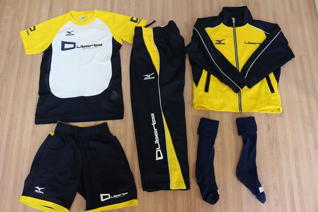 まとめ買い希望】リベルタサッカーユニフォーム