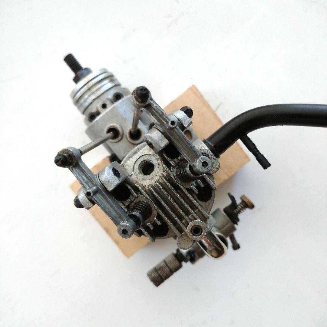 ラジコン飛行機 エンジン SAITO FA-40 4ストローク オープンロッカー