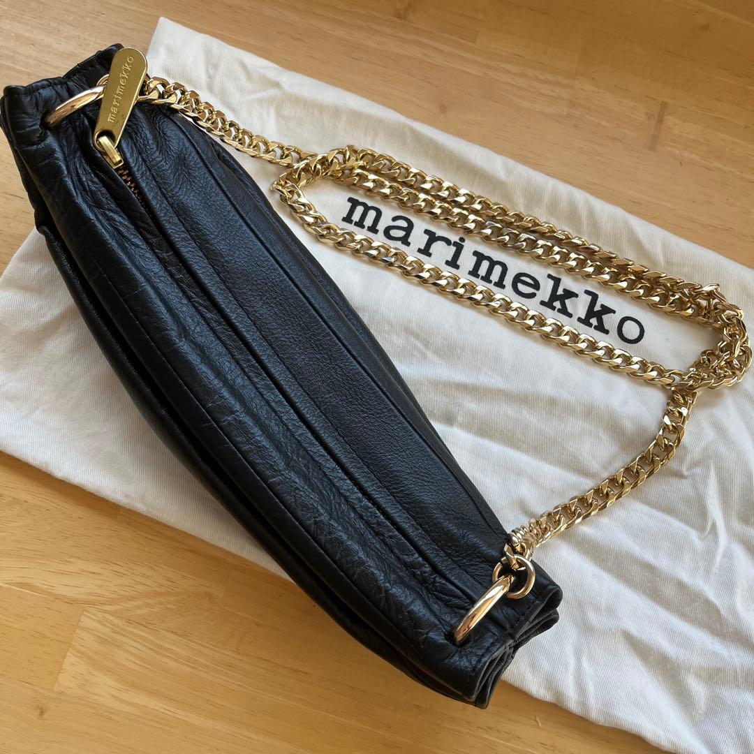marimekko マリメッコ　カルラ　チェーン　ショルダー　ブラック　ゴールド