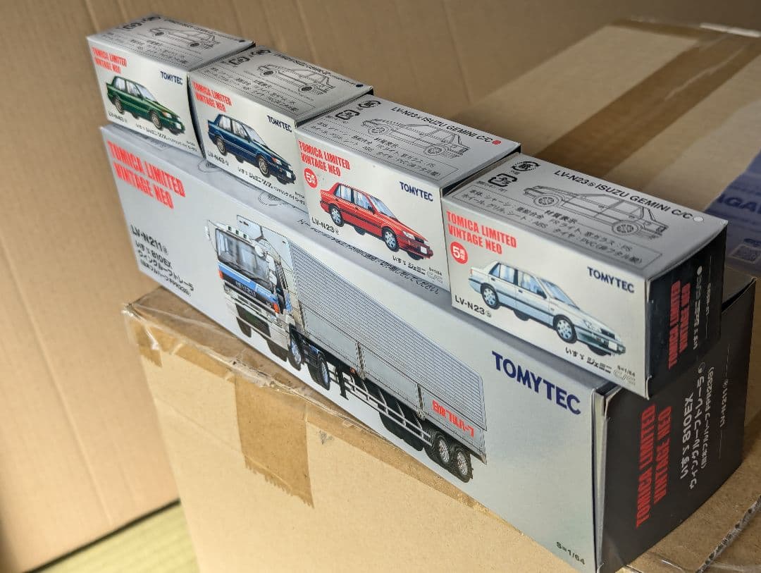 TOMYTEC ISUZU 810 EX ＆ ジェミニ　全5種セット