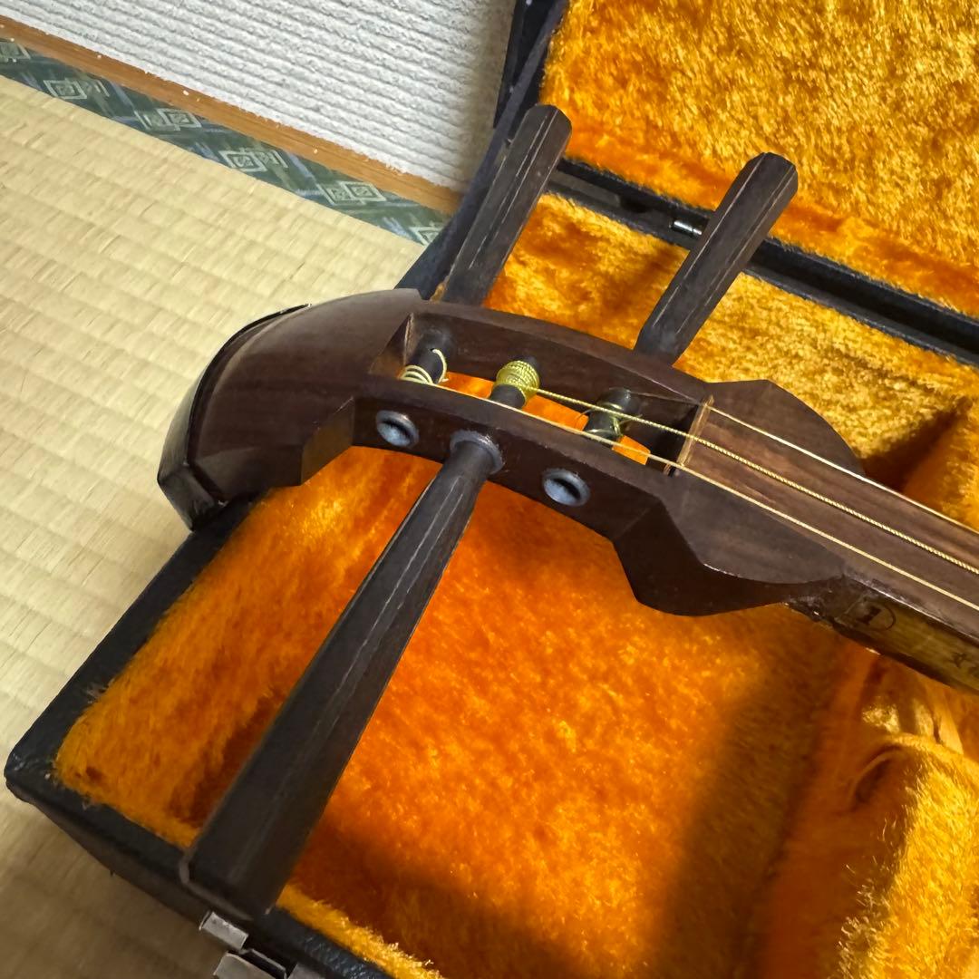 三味線 紫壇 中棹 丸打ち胴 破れ有り 本体ケース 2点セット