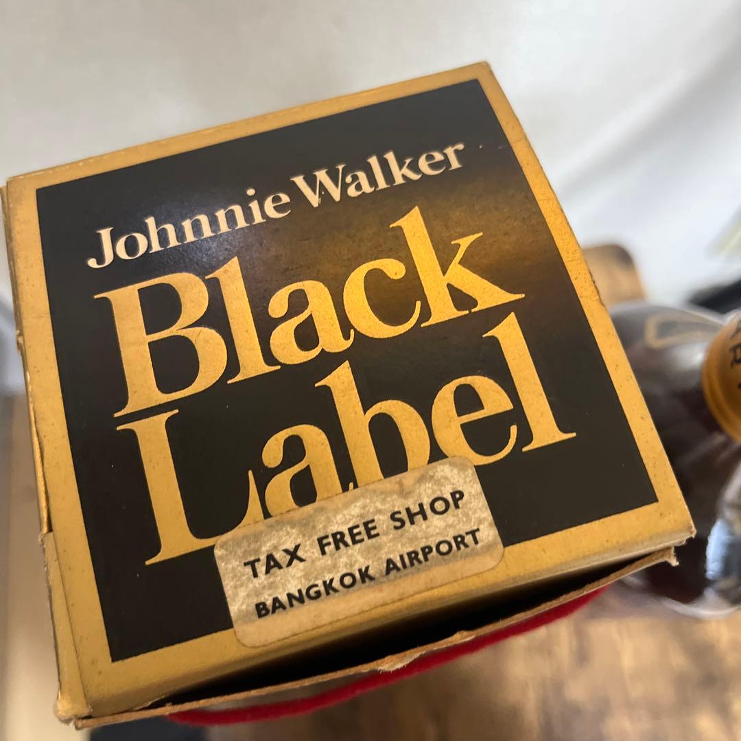 未開封 ジョニーウォーカー ブラック 金キャップ 白紋章 黒ラベル 古酒