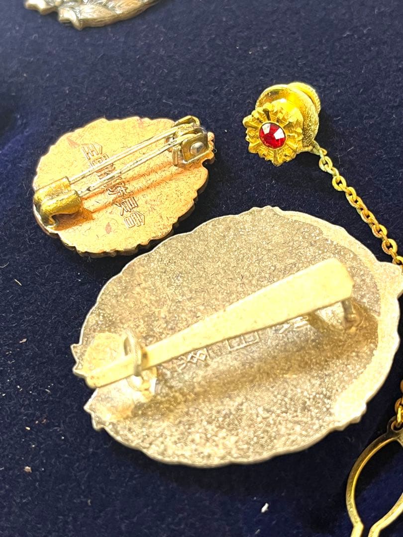 K821 日本消防協会 消防団 勲章 バッチ コレクション - メルカリ