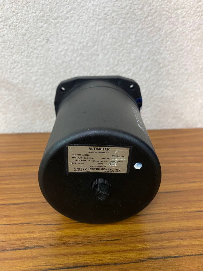 小型航空機用　高度計 (OH済み実働)