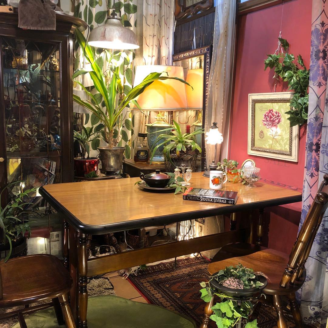 カリモク　オールド　ダイニングテーブル