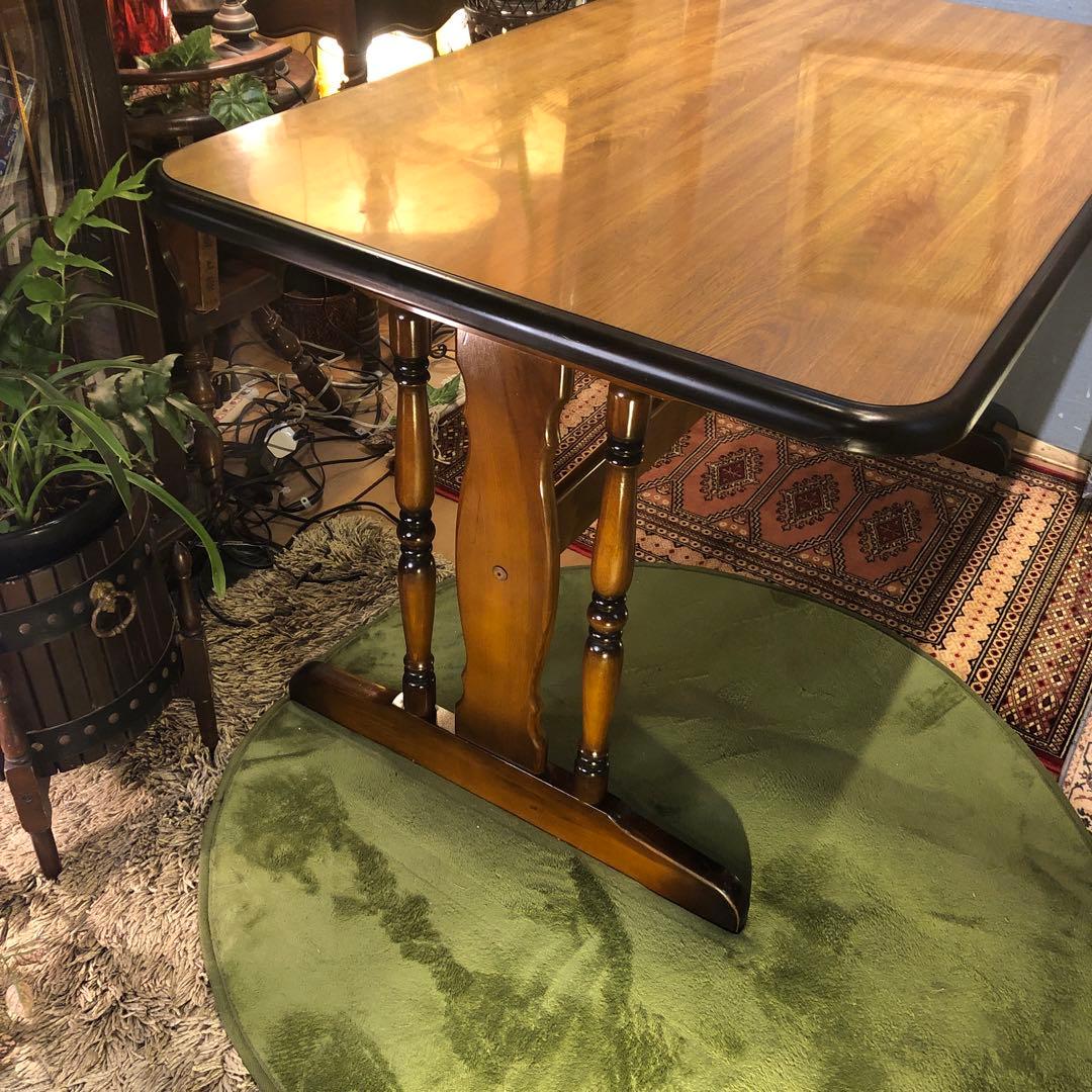 カリモク　オールド　ダイニングテーブル