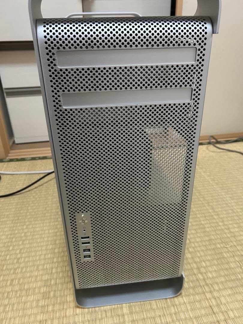 小津 雪ヲ 　Mac Pro (mid 2010) 本体のみ 小津 雪ヲ Mac Pro (mid 2010) 本体のみ 小津 雪ヲ 様専用 Mac Pro